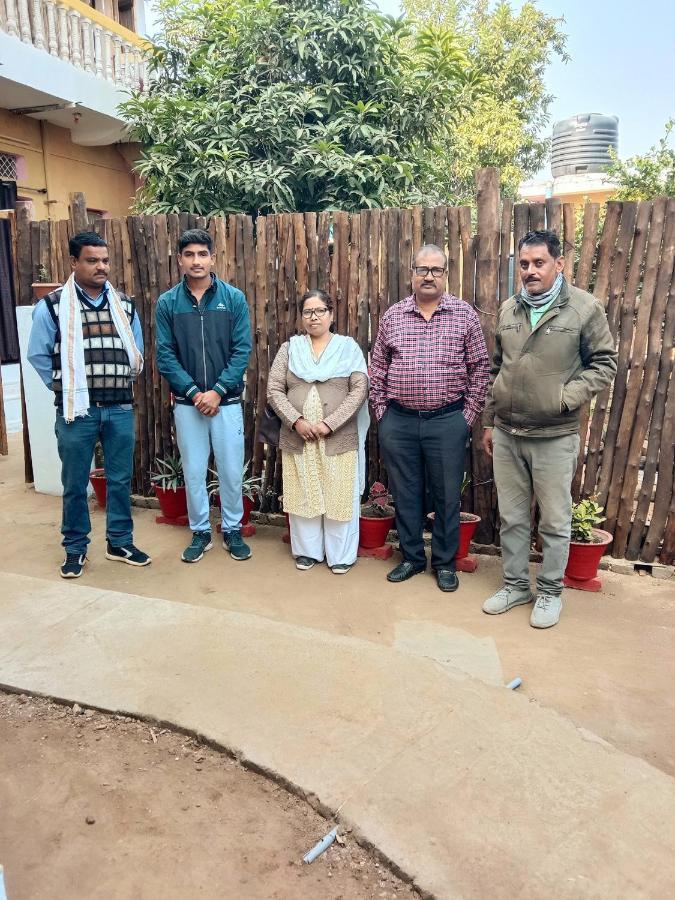 Sadhna Sadan Homestay Panna Madla Kültér fotó