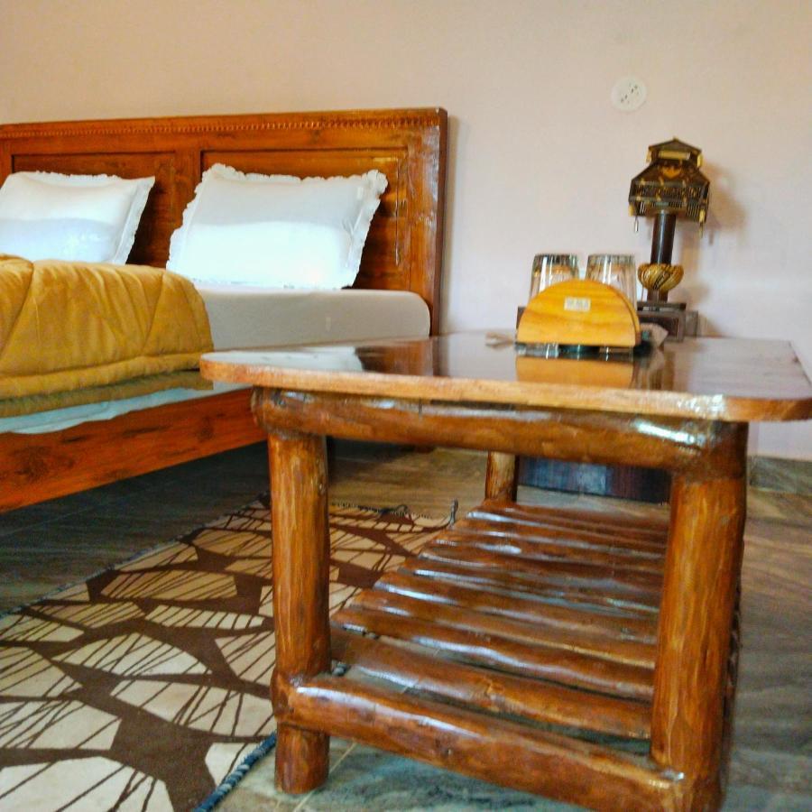 Sadhna Sadan Homestay Panna Madla Kültér fotó